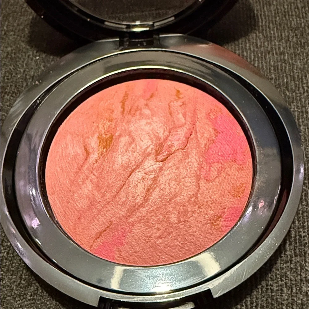 Laura Geller Baked Blush N Brighten in Pink Buttercream NEW - Picture 5 of 6
